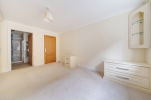 Bedroom- click for photo gallery